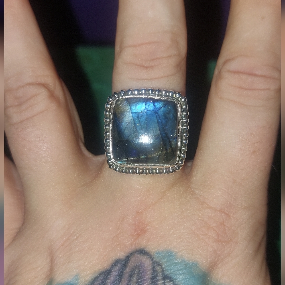 Square Flashy Labradorite Gemstone Ring - image 3